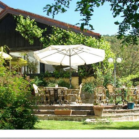 Hotel "Die Kupferpfanne" โดเนาสเตาฟ์ ภายนอก รูปภาพ